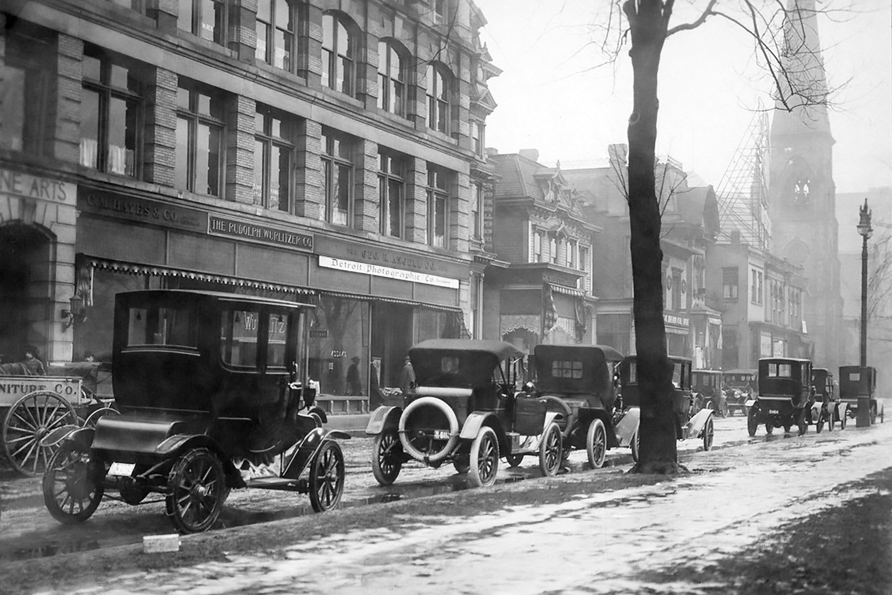 Electric Cars On Adams Street (1920)