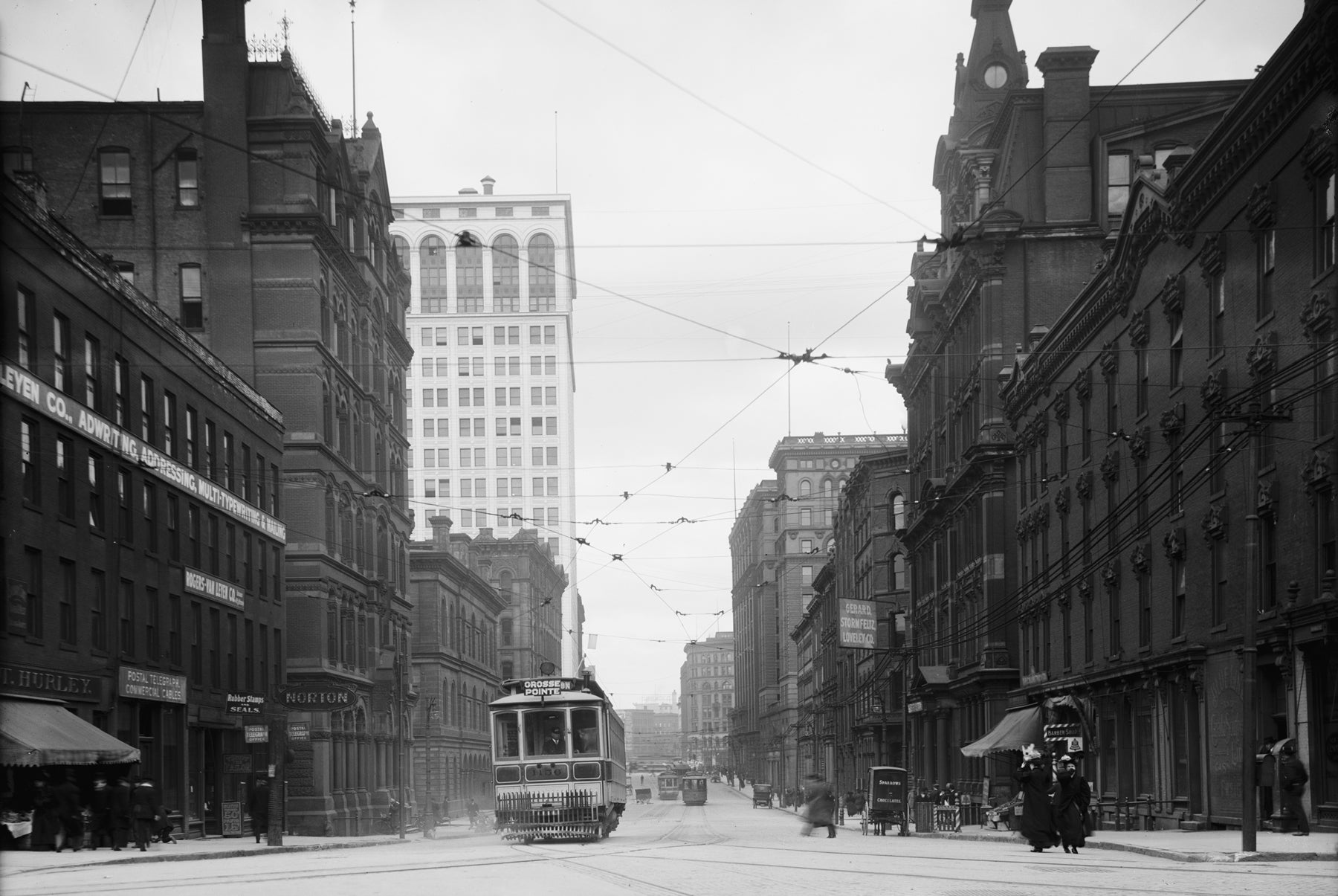Looking Down Griswold Street (1904)