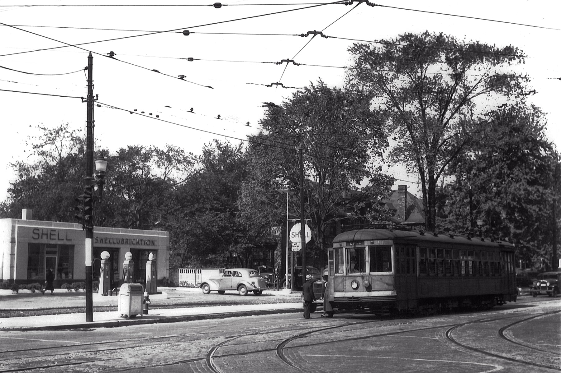Erie Street & Ouellette Avenue Street Car (1951)