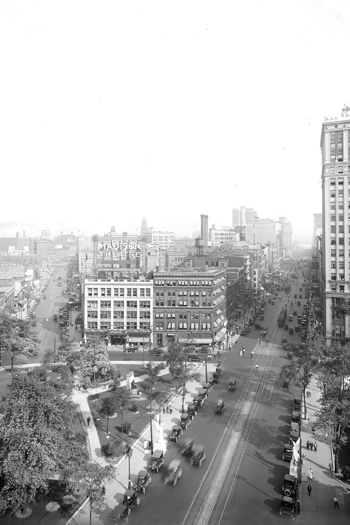 Madison Theatre & Woodward Avenue (1912)