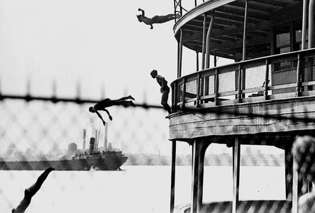 Kids Jumping Off Walkerville Ferry Into Detroit River (1930's)- Walkerville