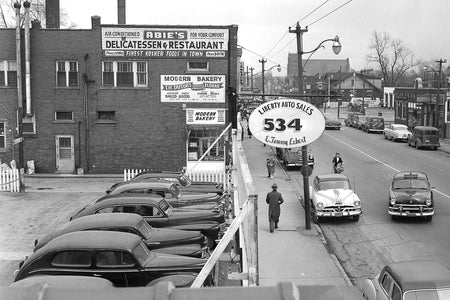 Liberty Auto Sales - Aylmer and Glengarry (1954)