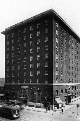 Prince Edward Hotel - Downtown Windsor