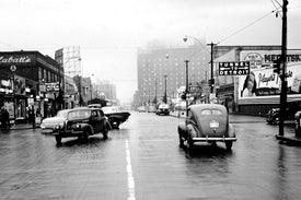 Wyandotte Street & Ouellette Avenue (1952) - Downtown Windsor
