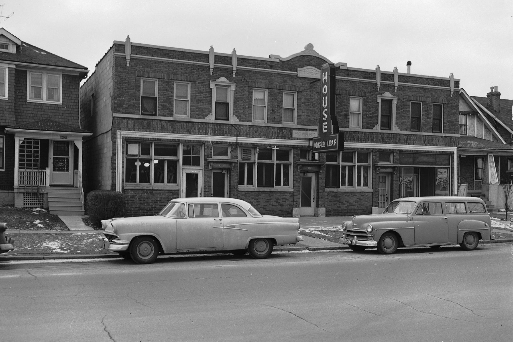 Maple Leaf Hotel (1960)